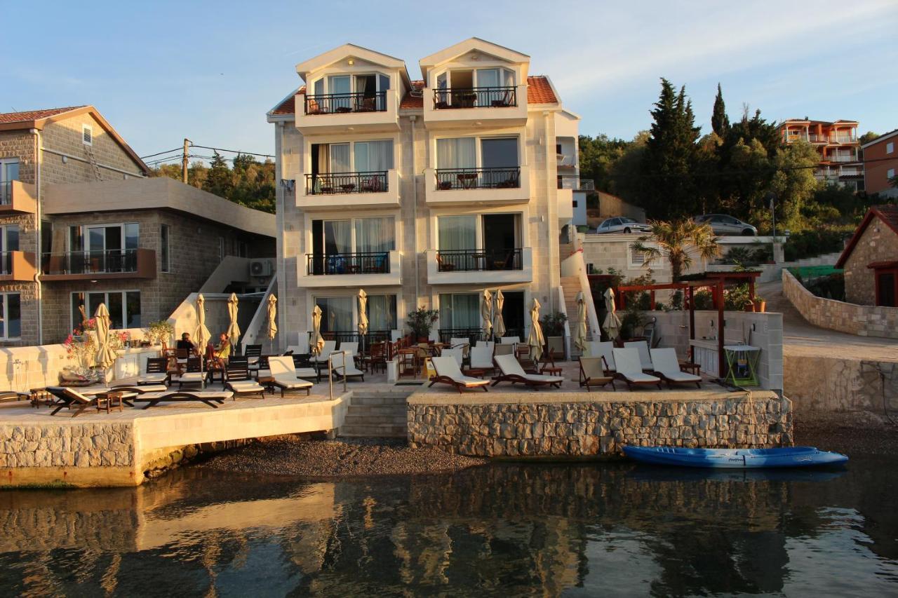 Apartments Harmonia Тиват Экстерьер фото