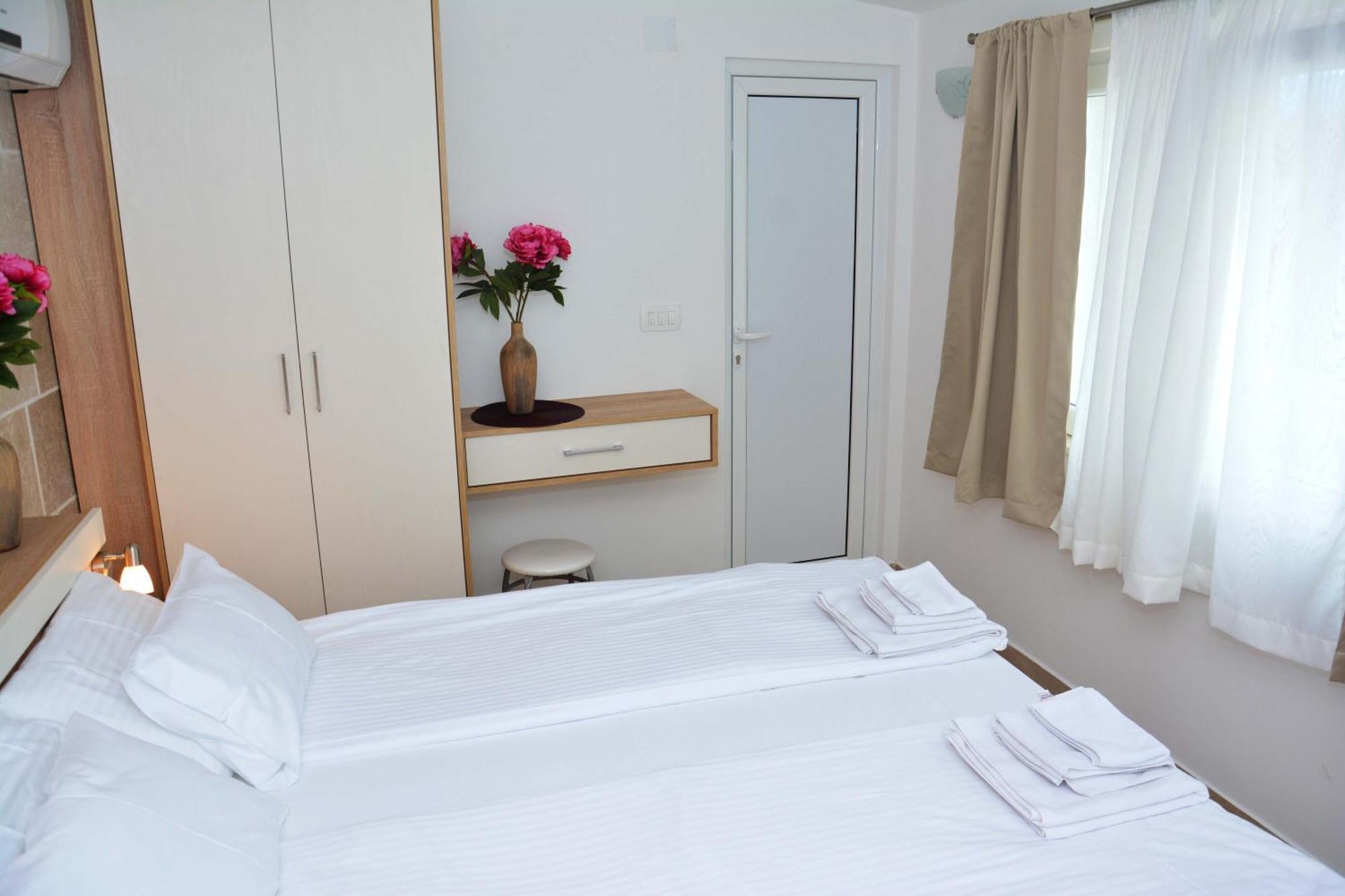 Apartments Harmonia Тиват Номер фото