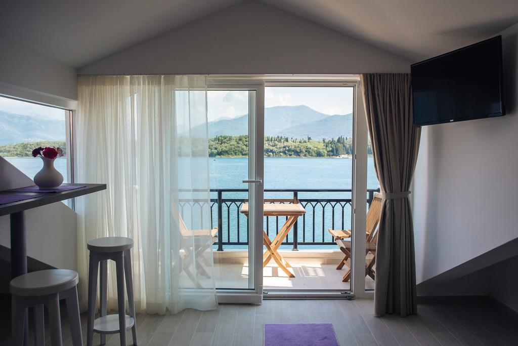 Apartments Harmonia Тиват Экстерьер фото