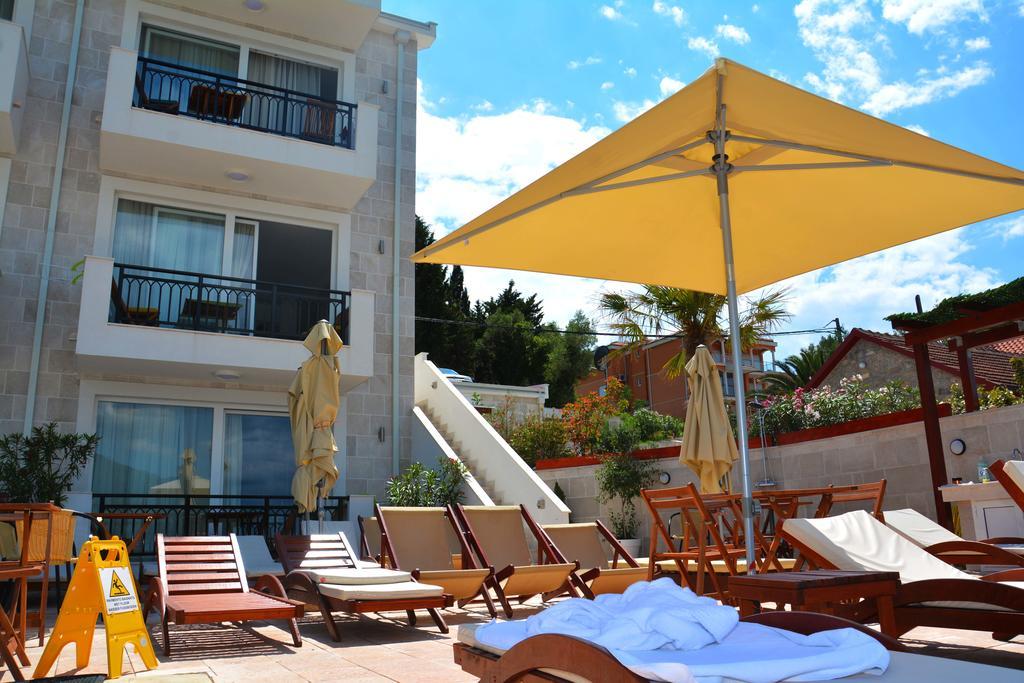 Apartments Harmonia Тиват Экстерьер фото